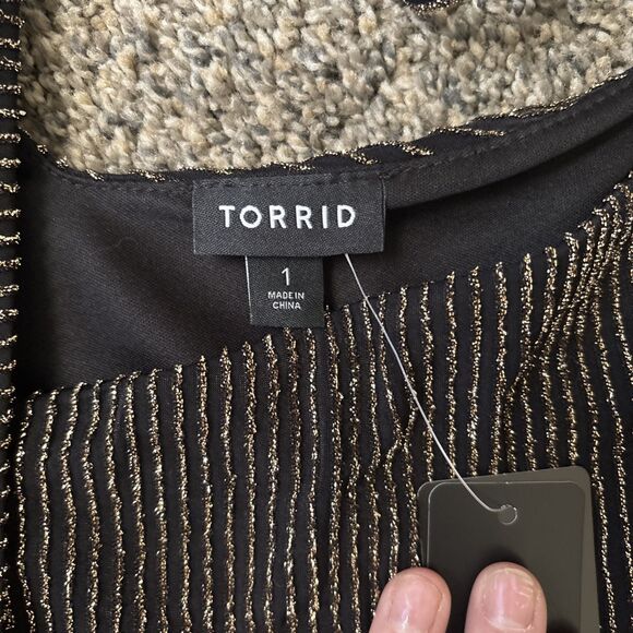 Torrid Black And Gold Cropped Pants Stretch Jumpsuit With Waist Belt. Size 1 NWT - Picture 7 of 8